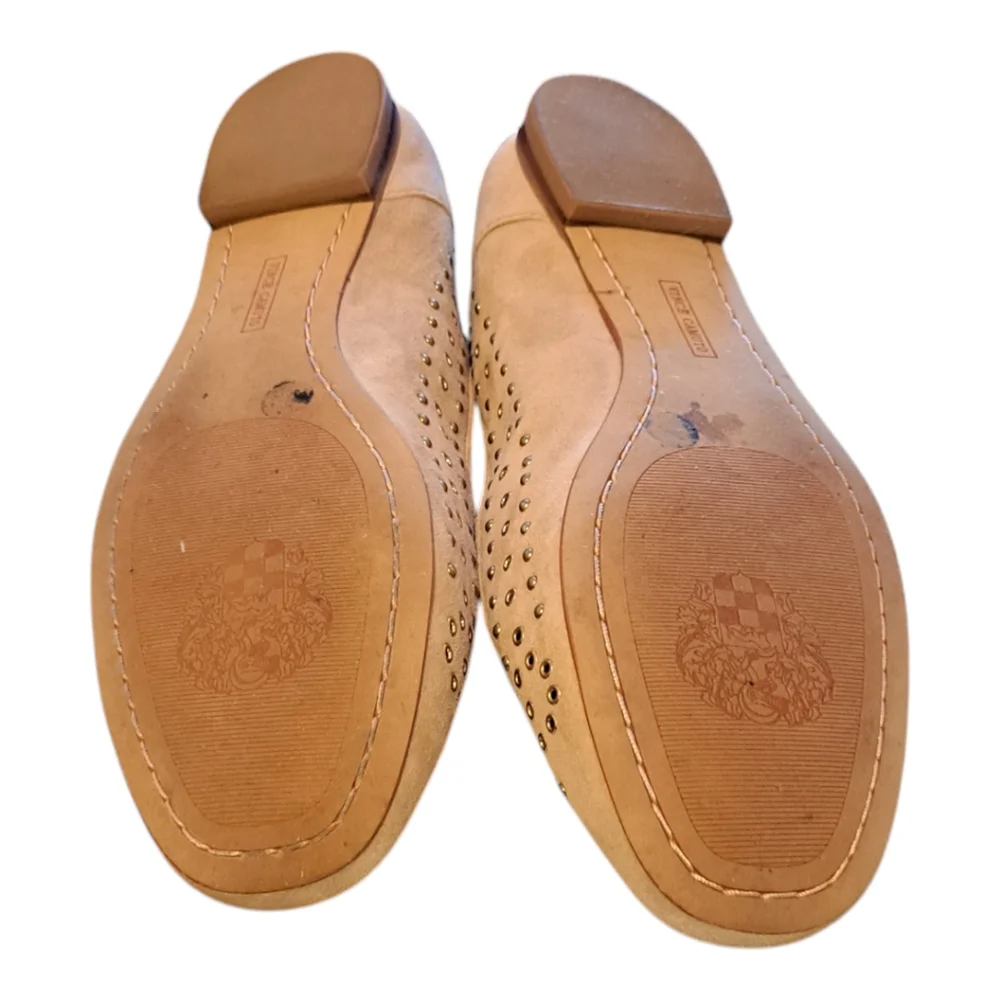 Vince Camuto Lonovan Suede Flat, Cream Beige with Gold Studs, Sz 6
